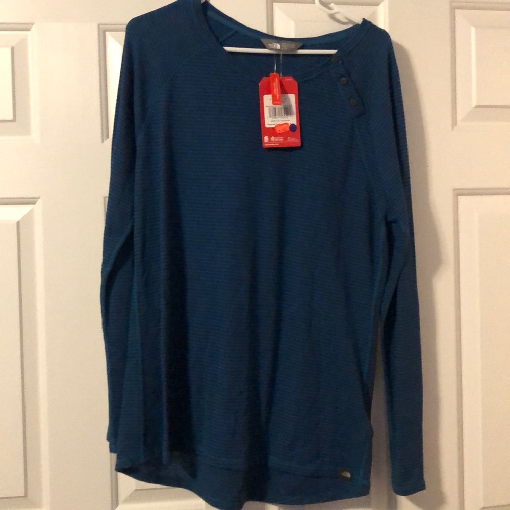 Blue striped North Face shirt